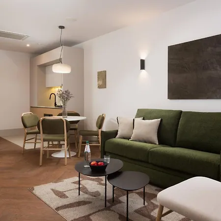 Master Wola * Warschau