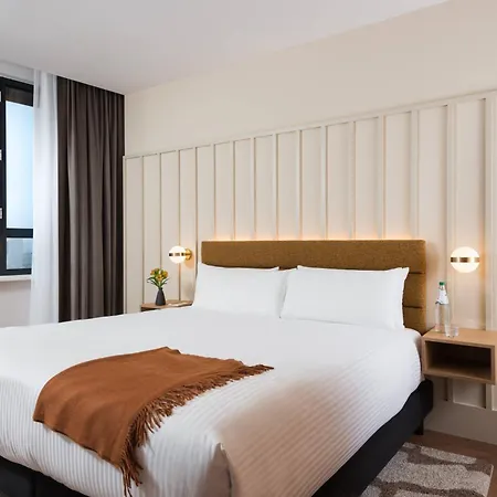 Master Wola Warschau